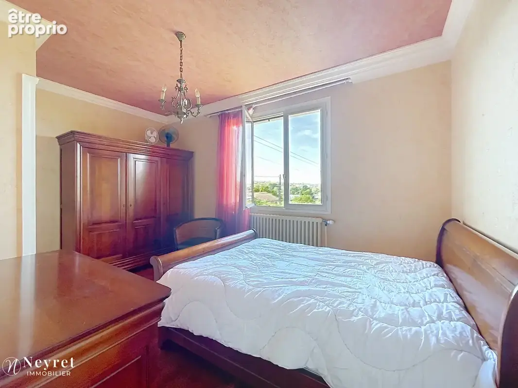 Propriété de caractère sur 2 064 m2 de terrain arboré - photo 12