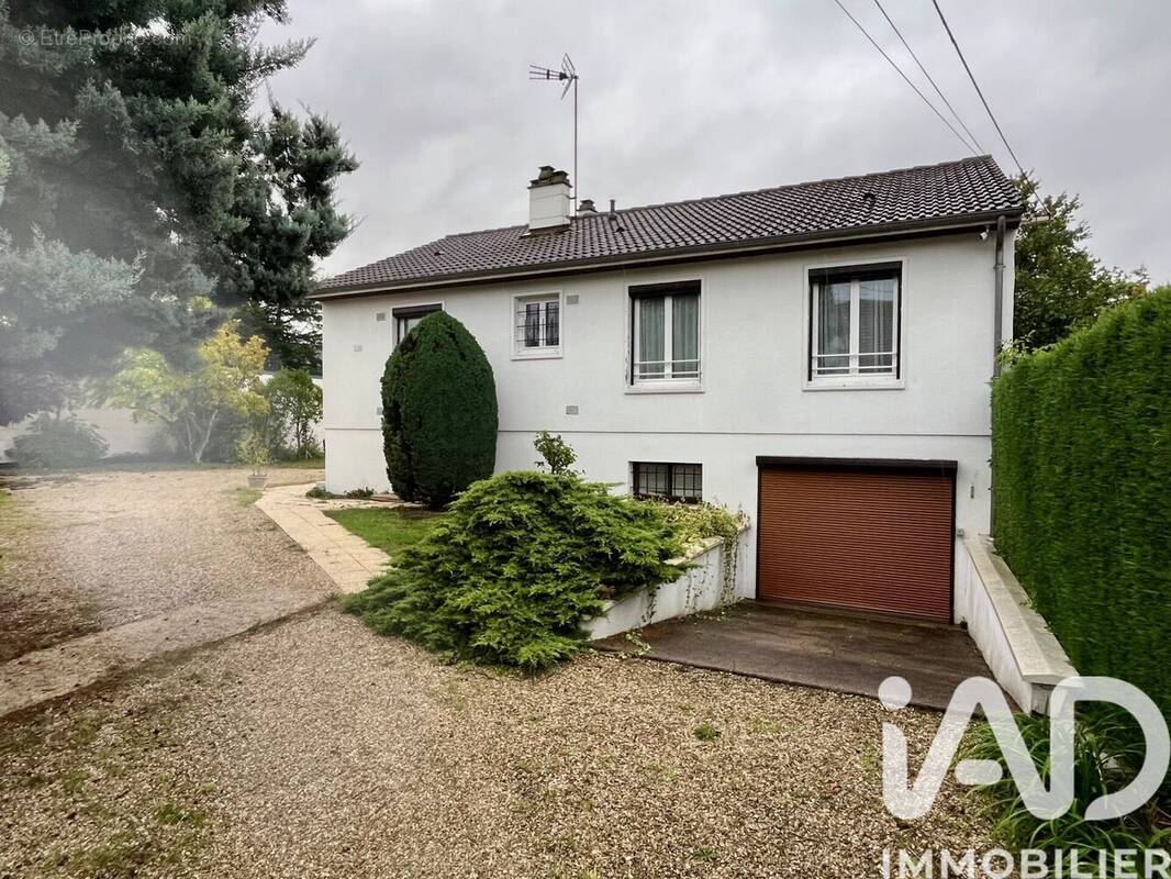 Photo 1 - Maison à CHECY