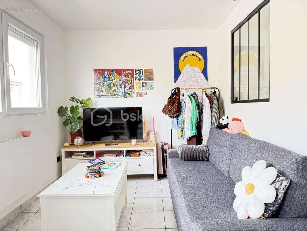 Investisseurs : Appartement T1 bis- stationnement privatif - cave - photo 2