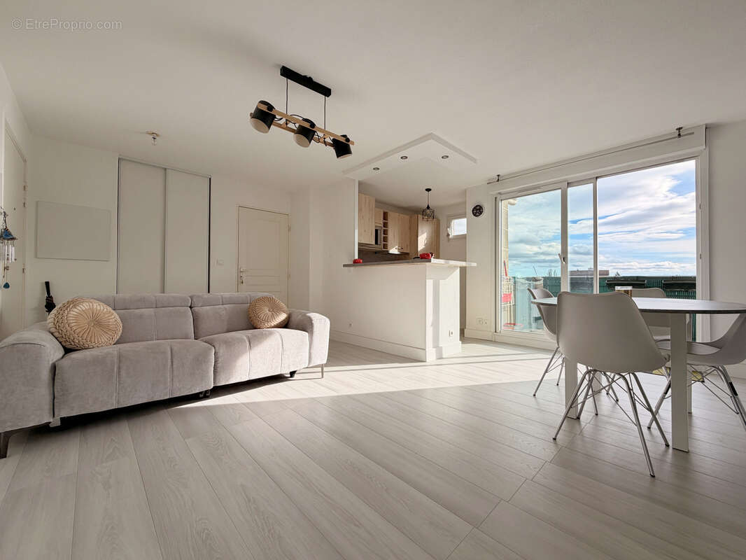 Appartement à LA VERPILLIERE