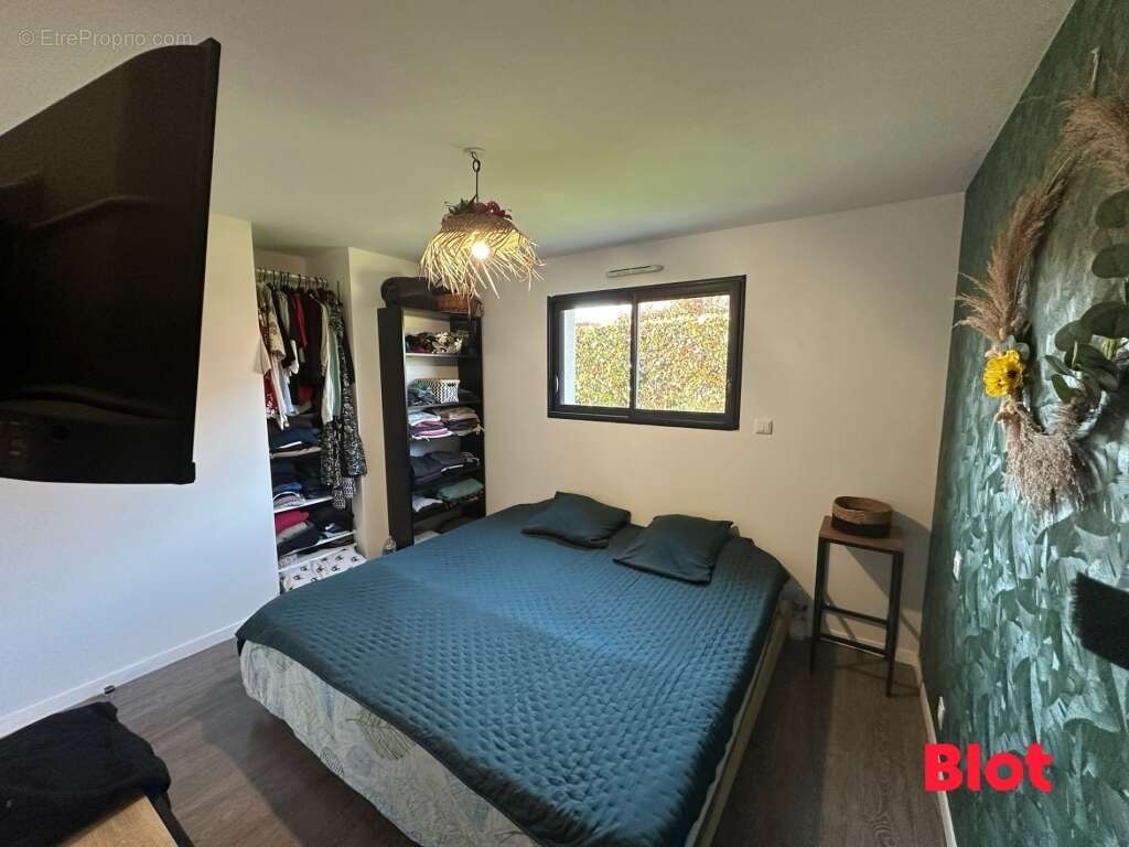 Maison à ARGENTRE-DU-PLESSIS