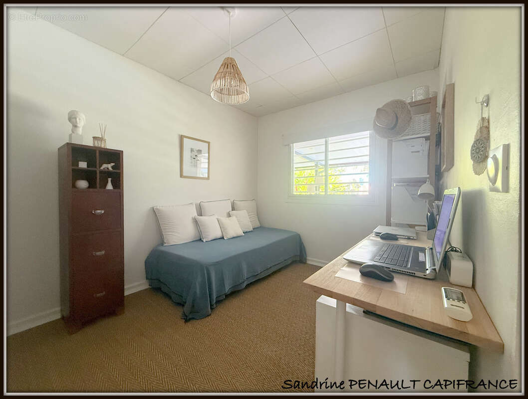 A vendre a kourou (guyane francaise) une splendide maison t4 jumelee de 90 m² - terrain de 297 m² - au prix de 379 000 € - photo 13