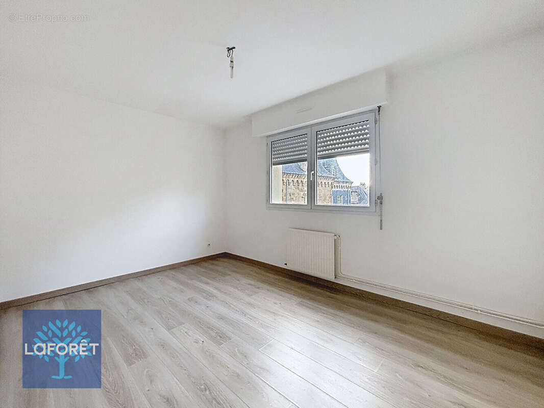 Appartement à FOUGERES