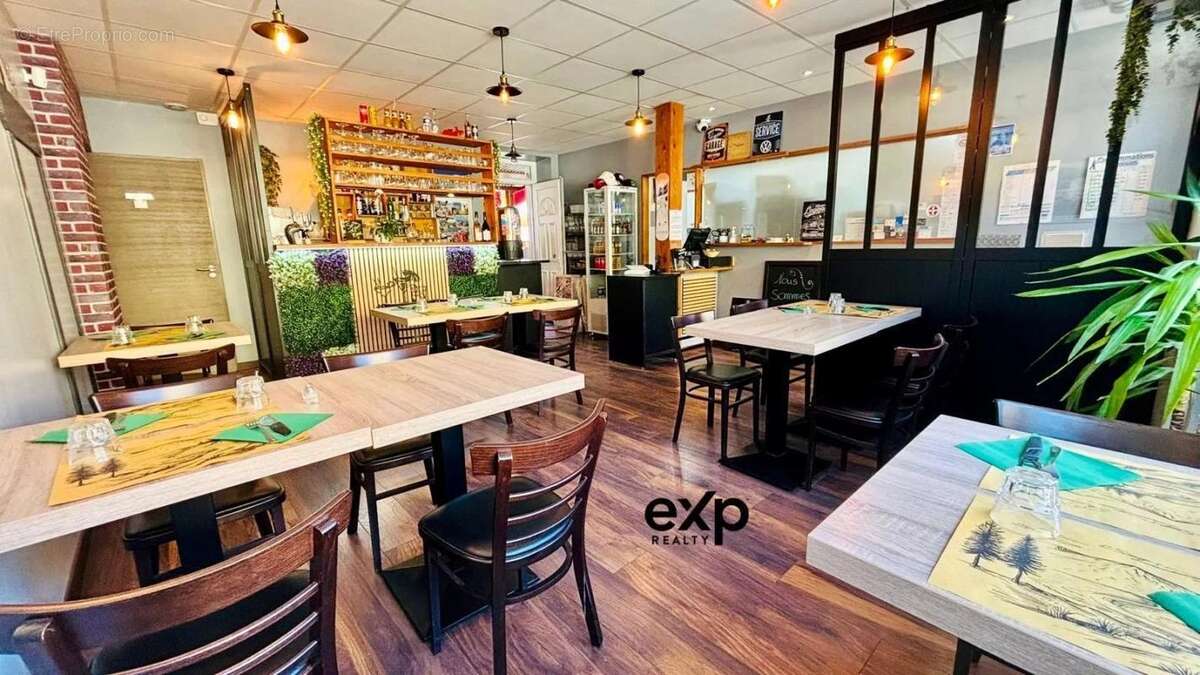 Commerce à SAINT-AVRE