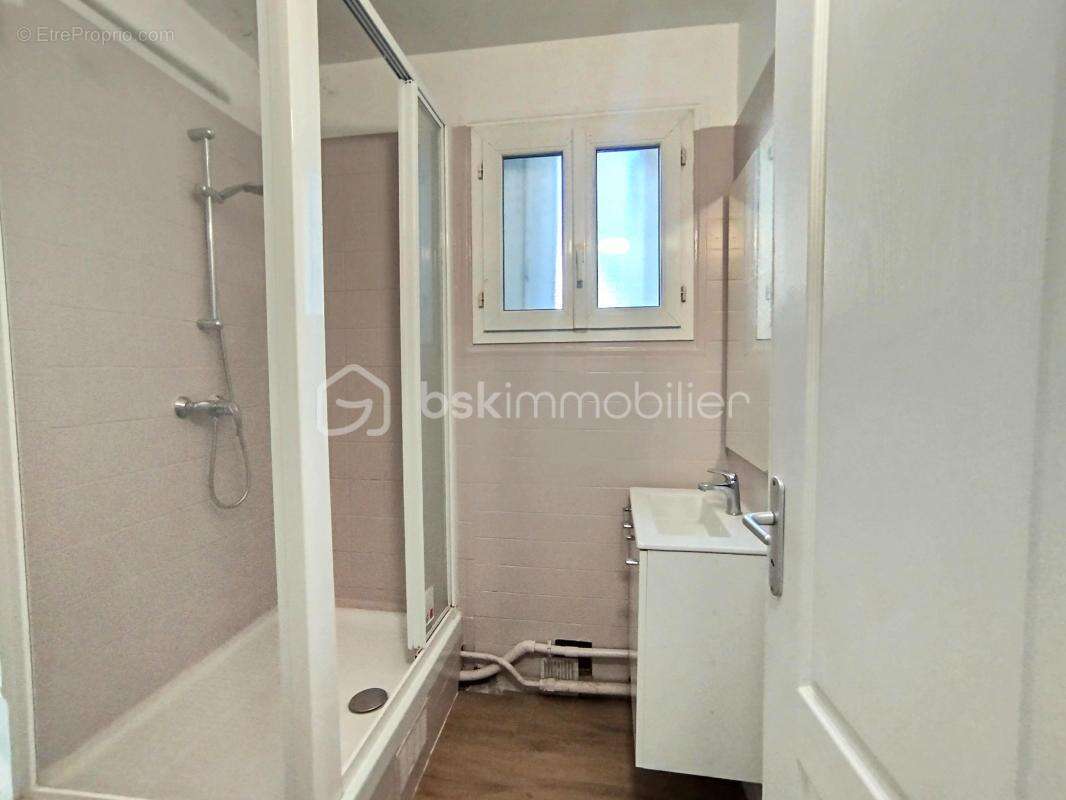 Appartement à LE RAINCY