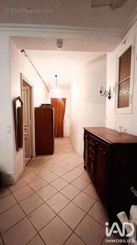 Appartement 63 m² à Paris-17e  - photo 2