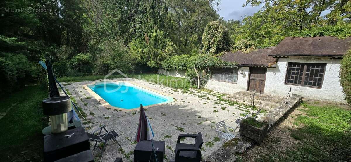 Appartement à FONTAINE-LA-RIVIERE