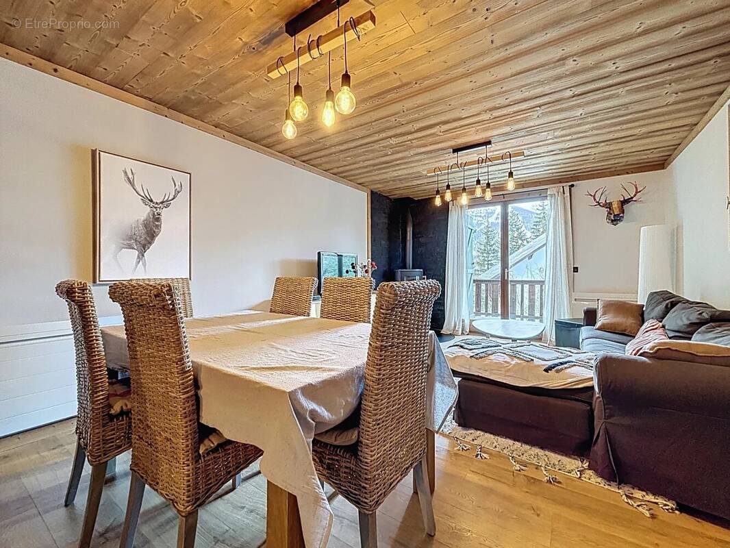 Appartement à SAINT-ETIENNE-DE-TINEE