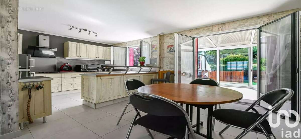 Photo 4 - Maison à RUEIL-MALMAISON