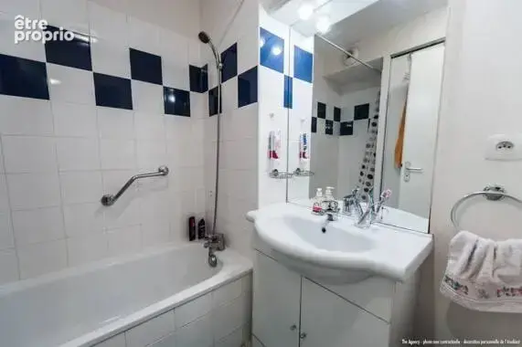 Investissement en residence étudiante - photo 8