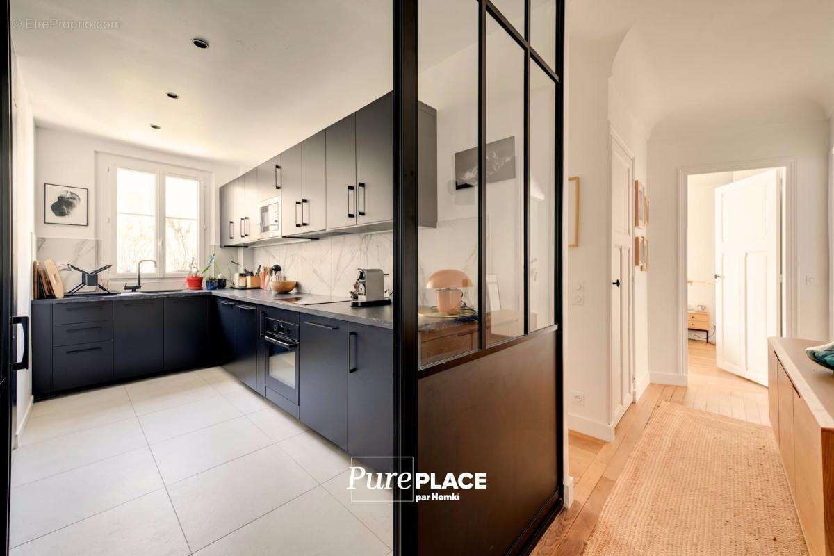Appartement à PARIS-15E
