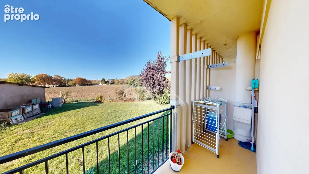 Appartement trois chambres dans quartier calme - photo 2
