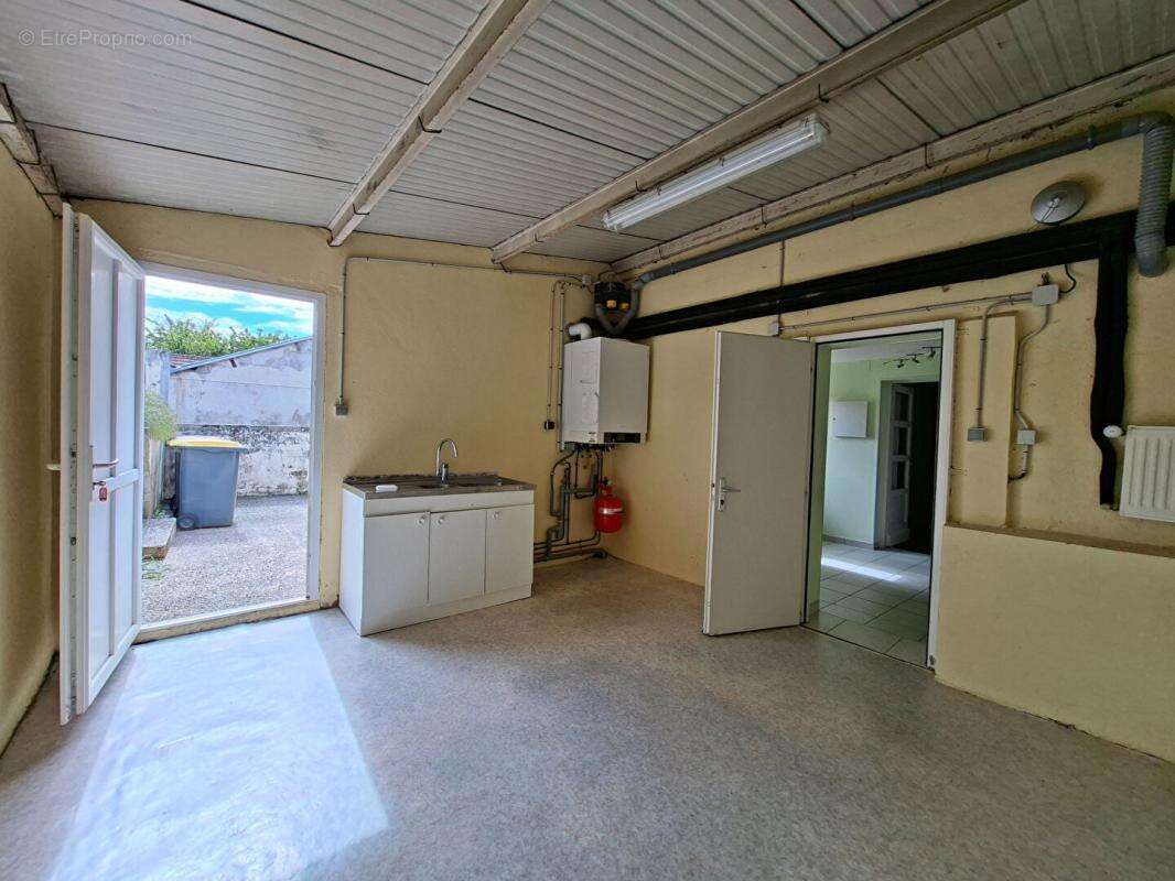 Appartement à PERRECY-LES-FORGES