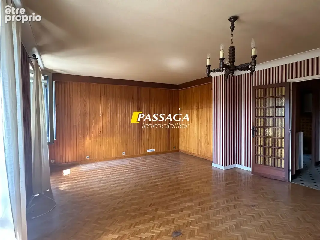 A VENDRE - Appartement de type 3/4 avec garage et cave - RODEZ - photo 2