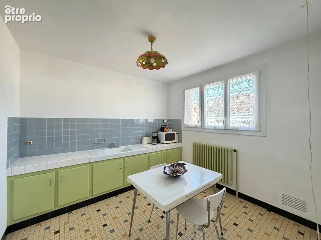 YEVRES - Pavillon T5 sur sous-sol - photo 3