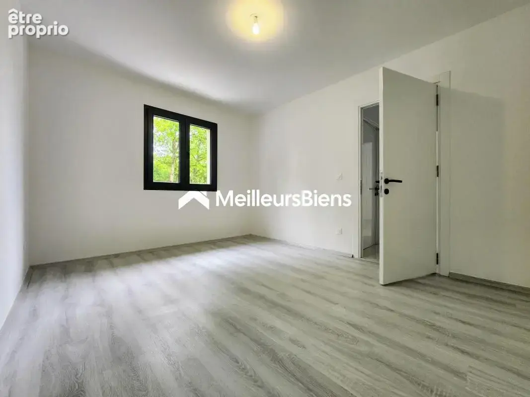 Maison contemporaine 148 m² au sol (env. 130 m² habitables)  DPE A  Jamais habitée  3 chambres  Terrasse 55 m²  Garage - photo 12