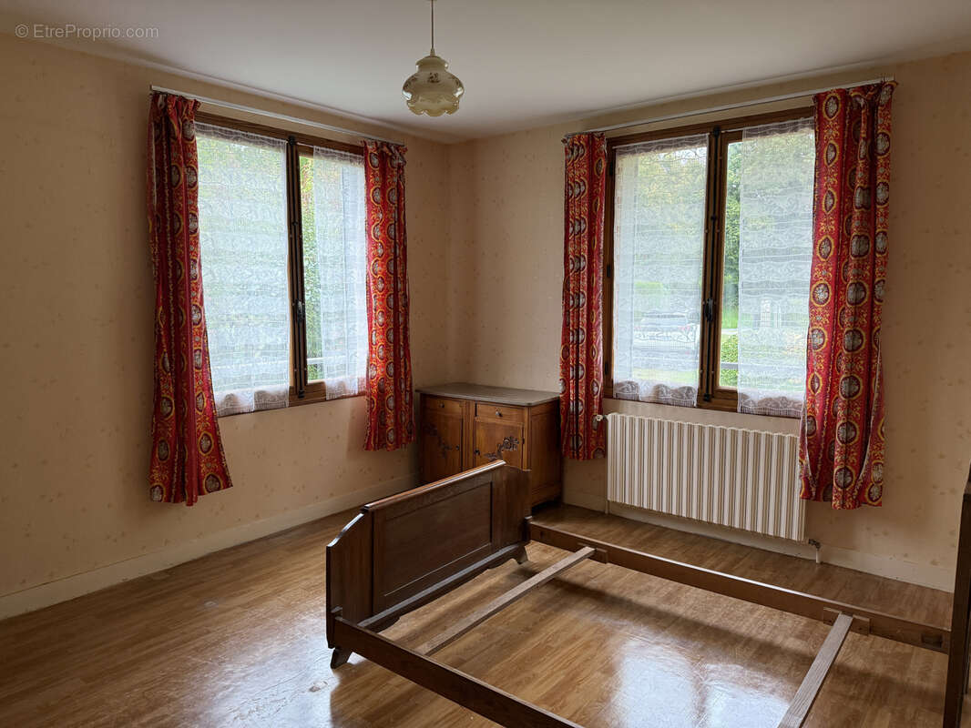 Maison à BELLOU-SUR-HUISNE