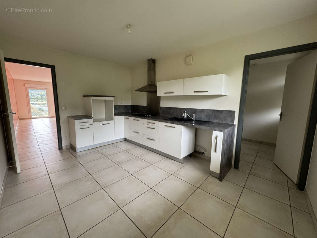 Appartement à LA FOUILLOUSE