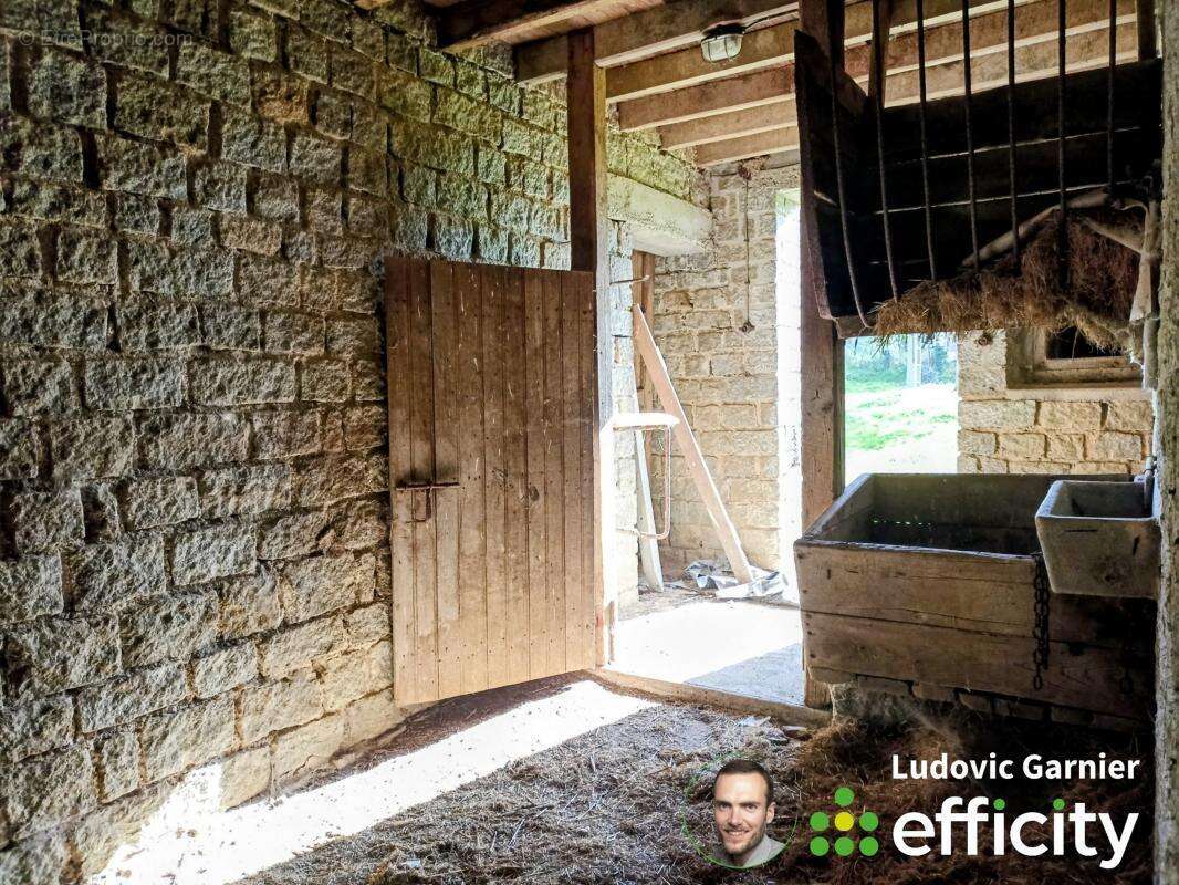 Maison à LE MESNILLARD