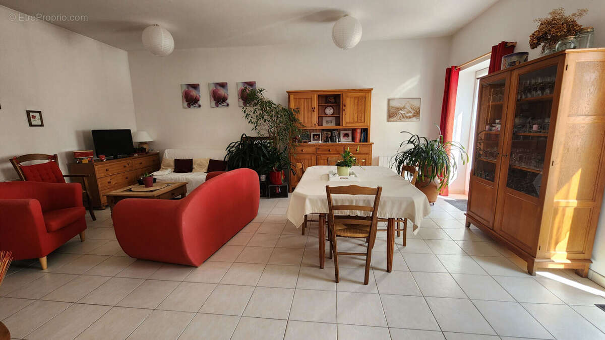Maison à CHATEAUNEUF-EN-THYMERAIS