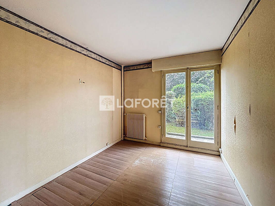 Appartement à BOURG-LA-REINE