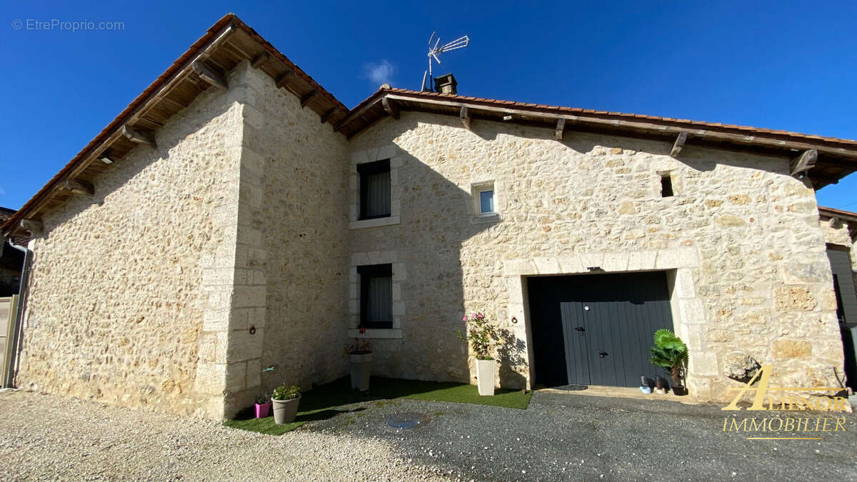 Fermette rénovée pleine de charme, à deux pas de Brantôme (24310) - photo 17