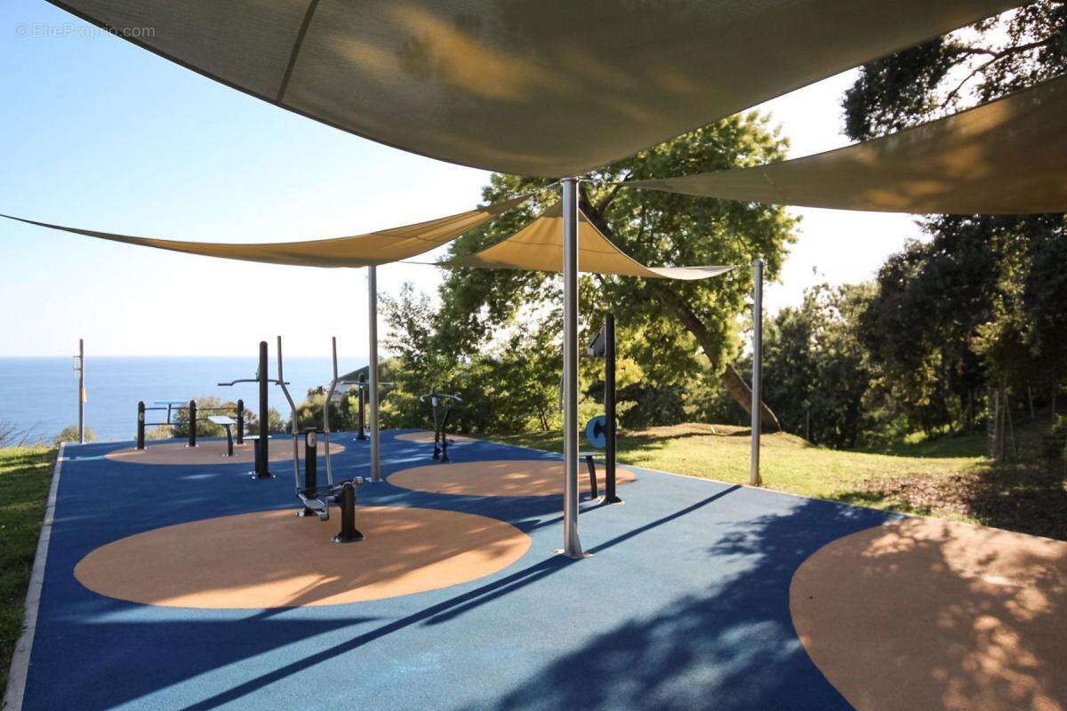 Appartement à VALLAURIS