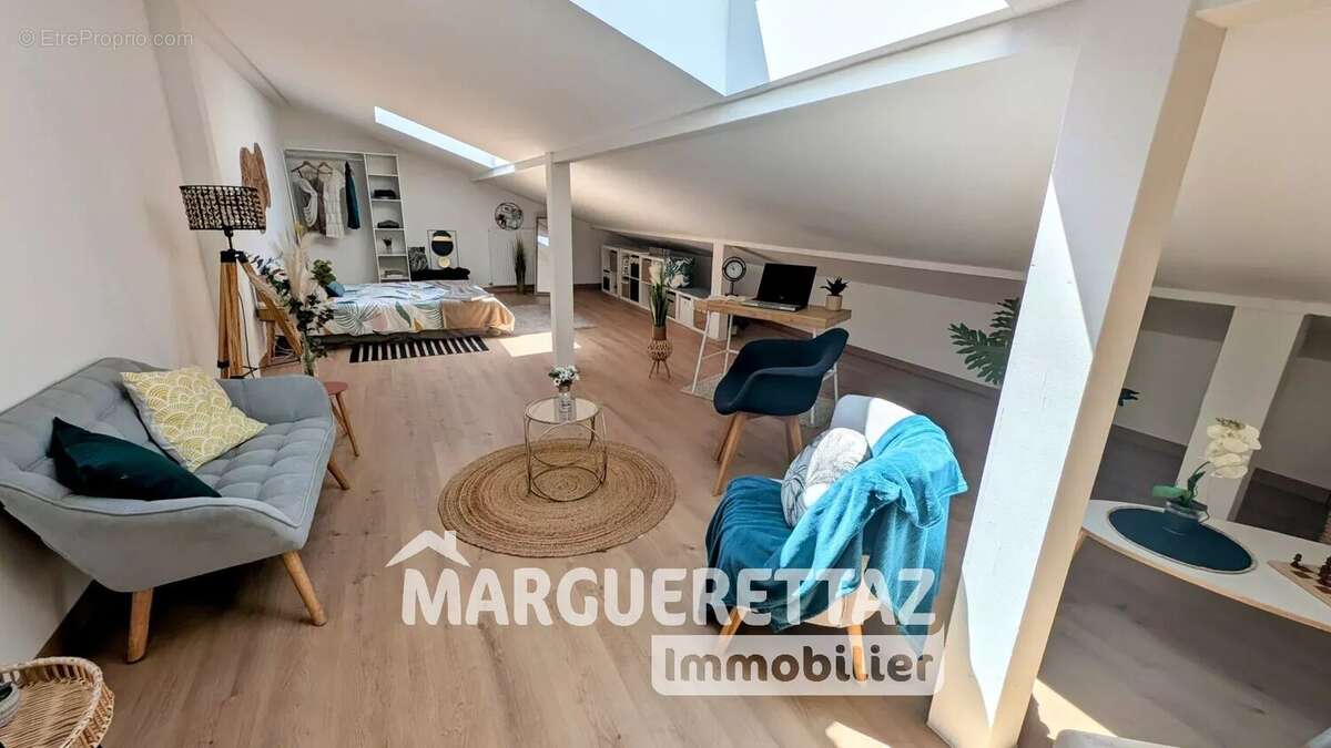 Appartement à SAINT-PIERRE-EN-FAUCIGNY
