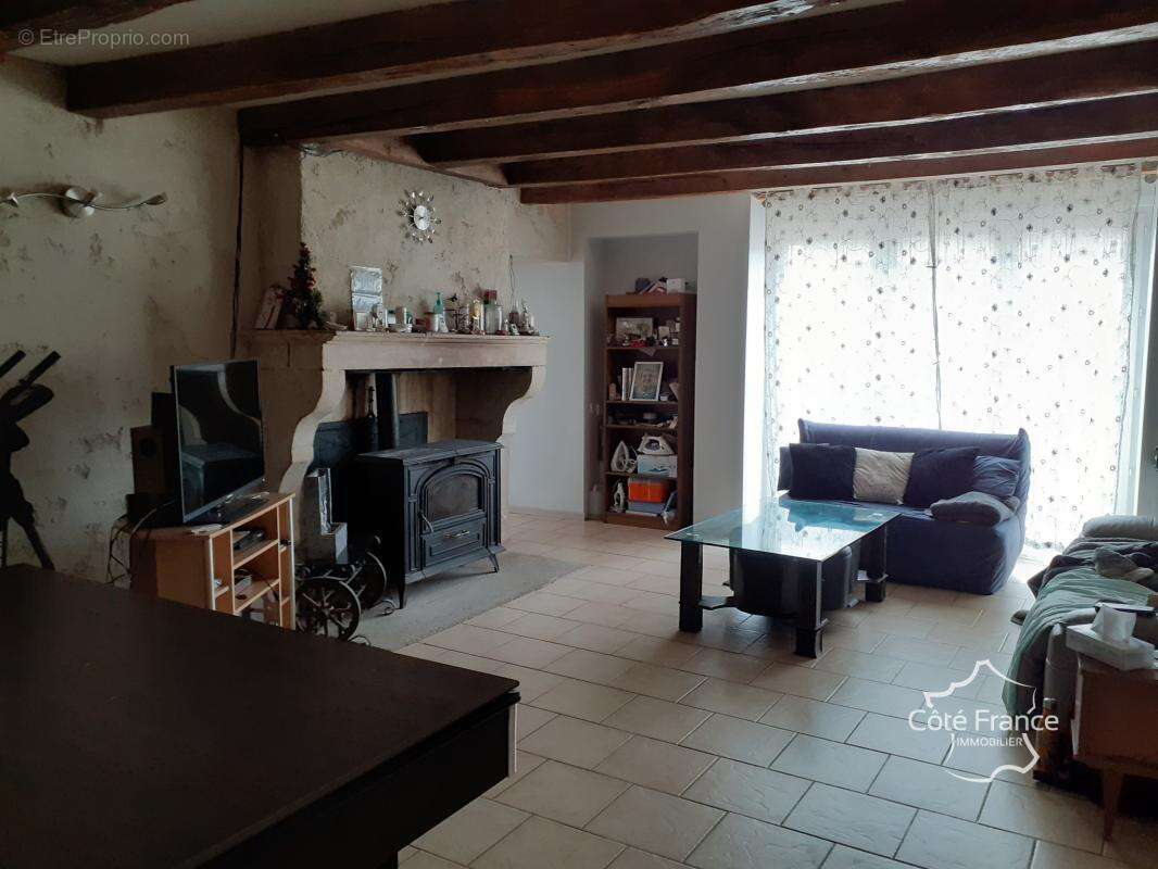 Maison à GILLANCOURT