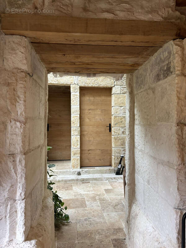 Maison à NOUANS-LES-FONTAINES