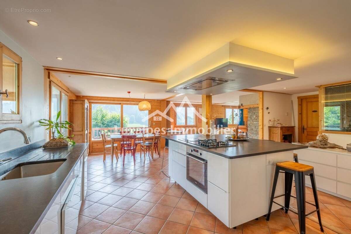 Maison à LE GRAND-BORNAND