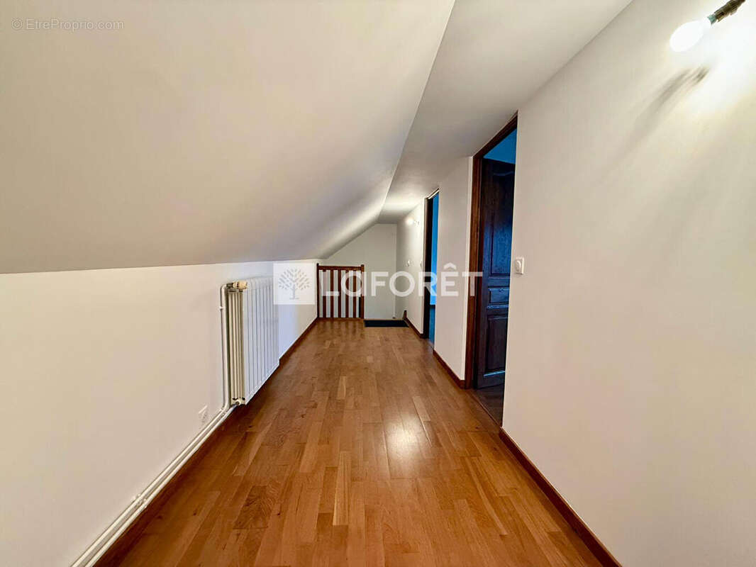 Maison à MILLY-LA-FORET