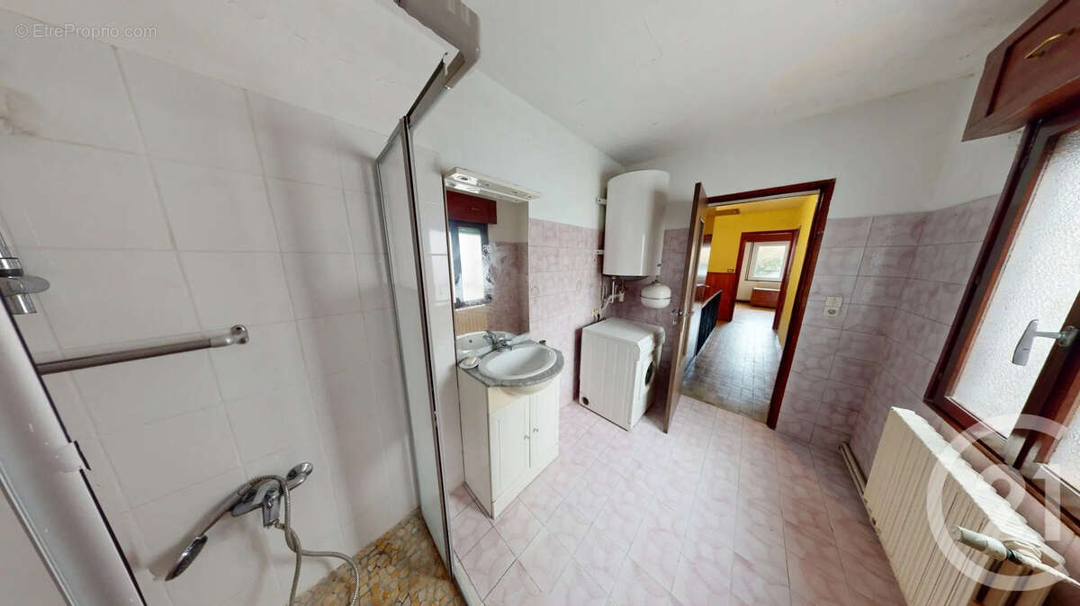 Maison à SAINT-QUENTIN