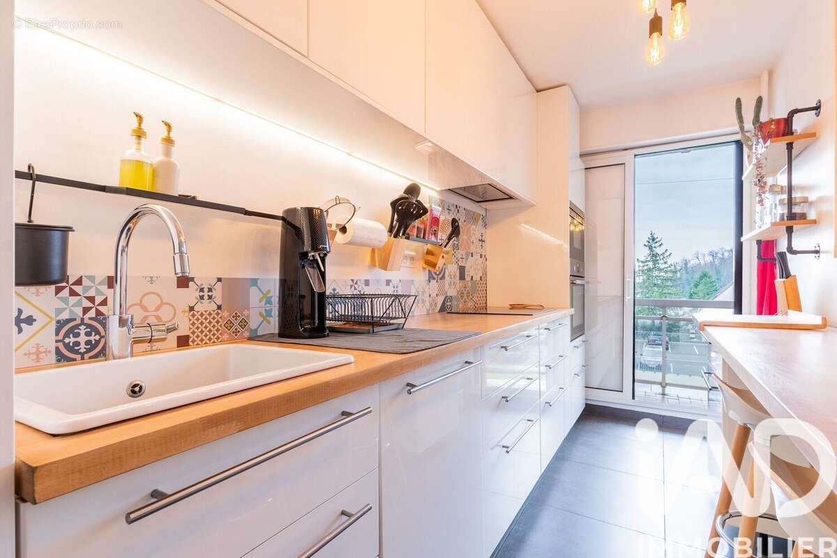 Photo 2 - Appartement à VIRY-CHATILLON