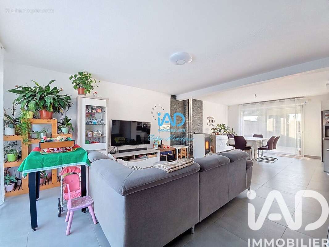 Maison 113 m² à Tournan-En-Brie  - photo 3