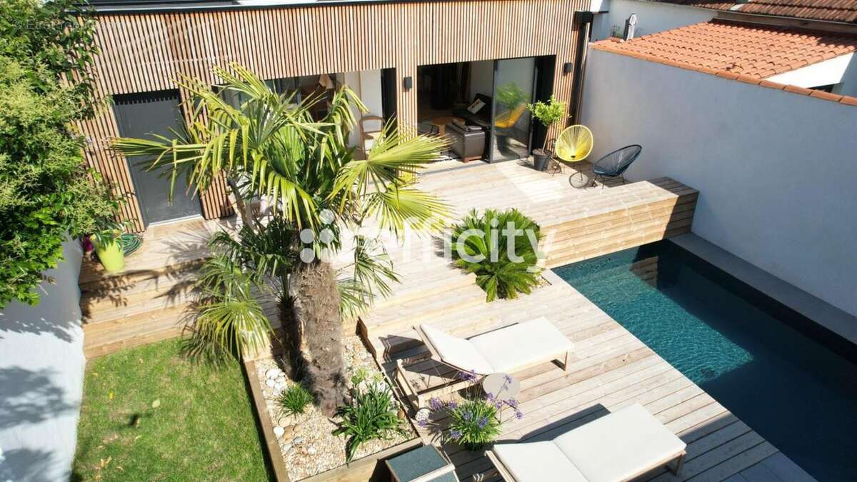 Maison à LA ROCHELLE