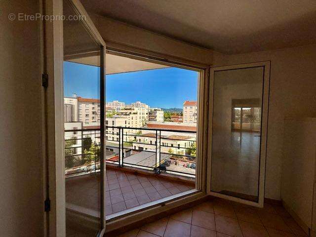 Appartement récent - photo 7