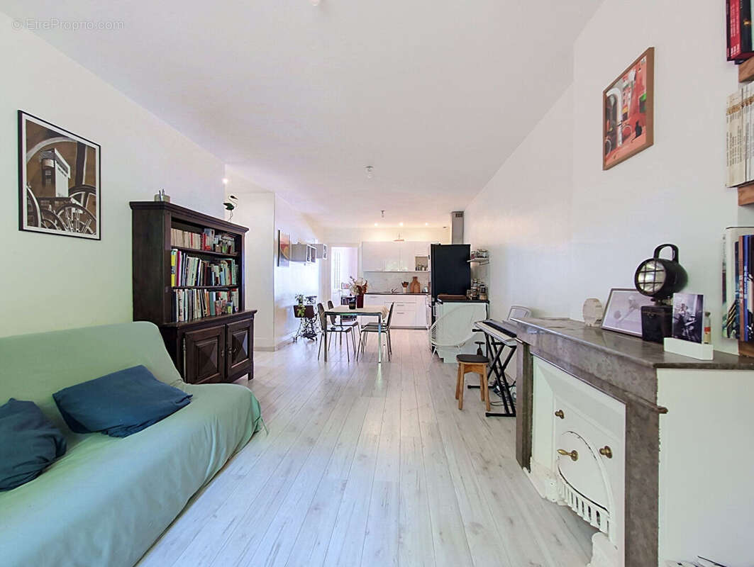 Appartement à LYON-6E