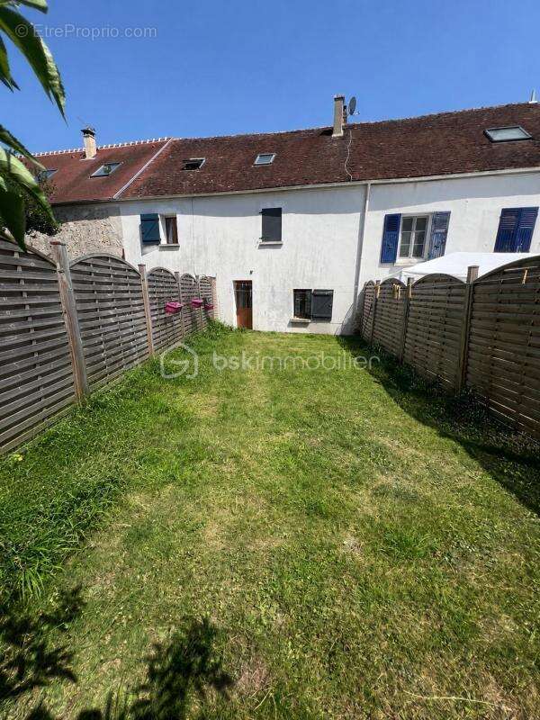 Maison 100m2 3 chambres - photo 4