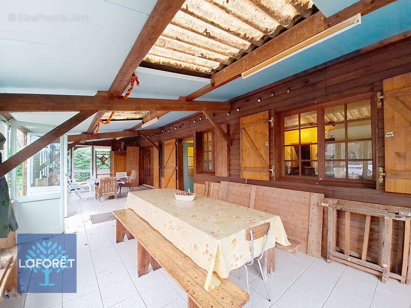 Maison à COMBOURTILLE