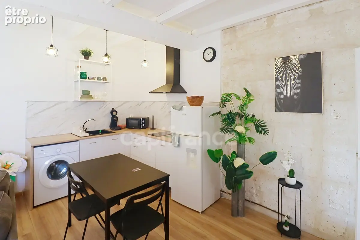 GARD (30) AIGUES−MORTES (30220) intra-muros à vendre appartement T4 ~40 m2, 1 chambres et terrasse - photo 6