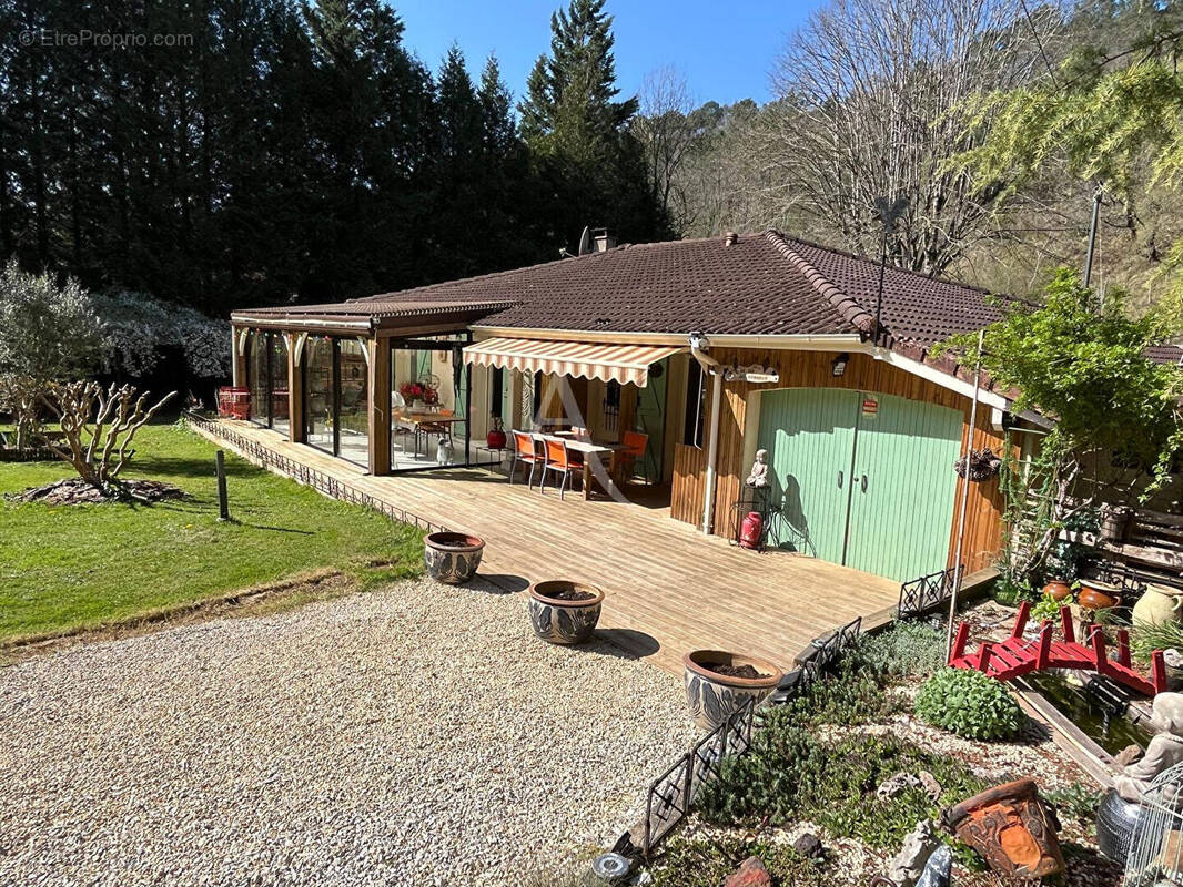 Maison à PRAYSSAC