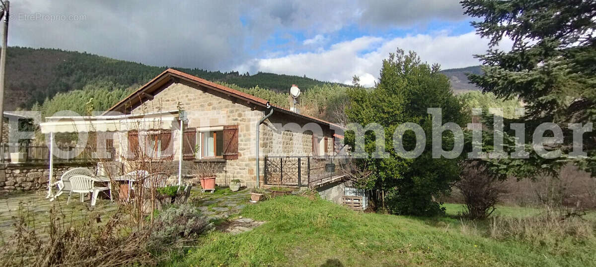 Maison à SAINT-MARTIN-DE-VALAMAS