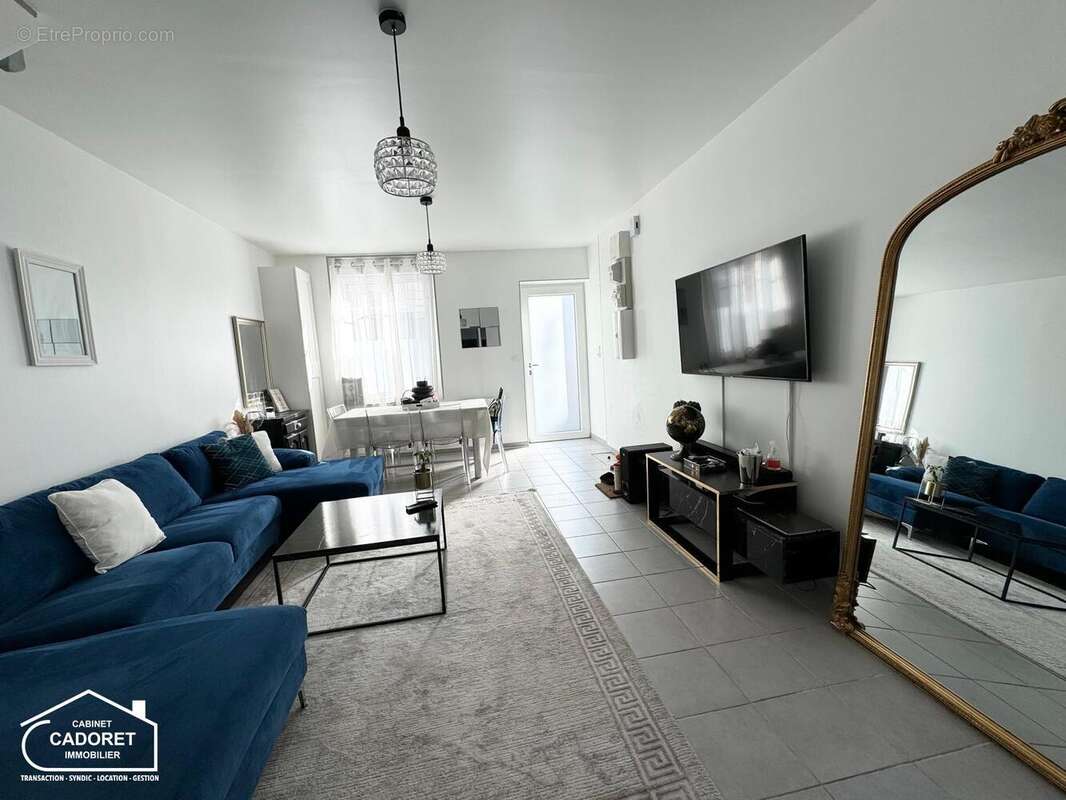   - Maison à PAIMBOEUF