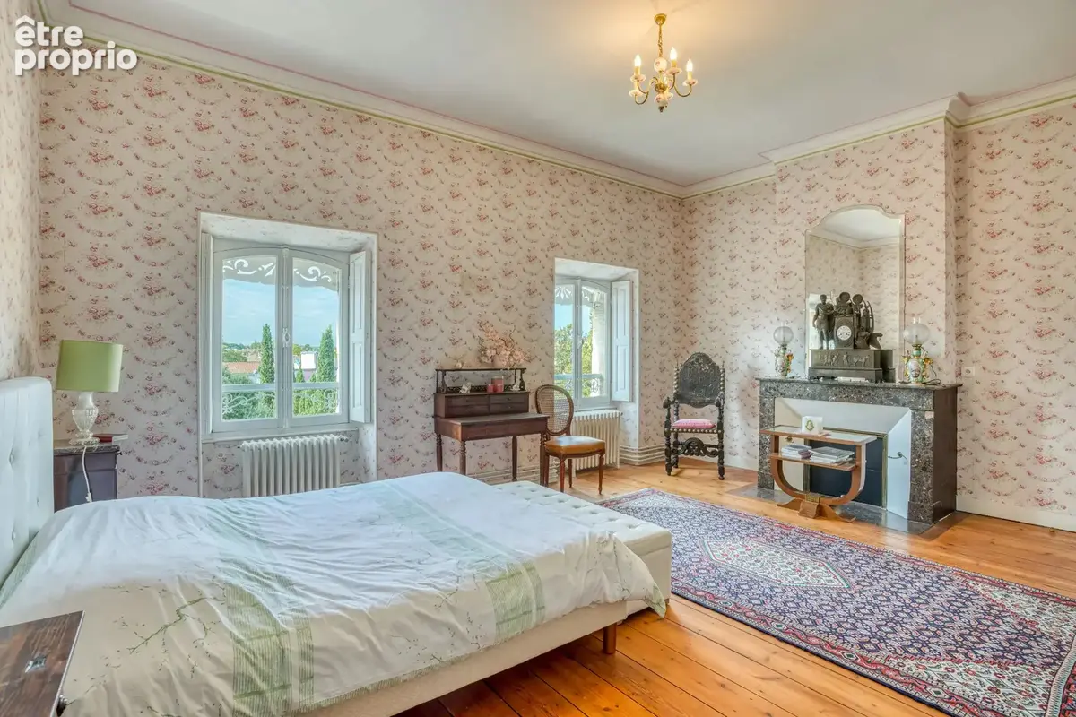Un remarquable hôtel particulier au cœur de Libourne - photo 16