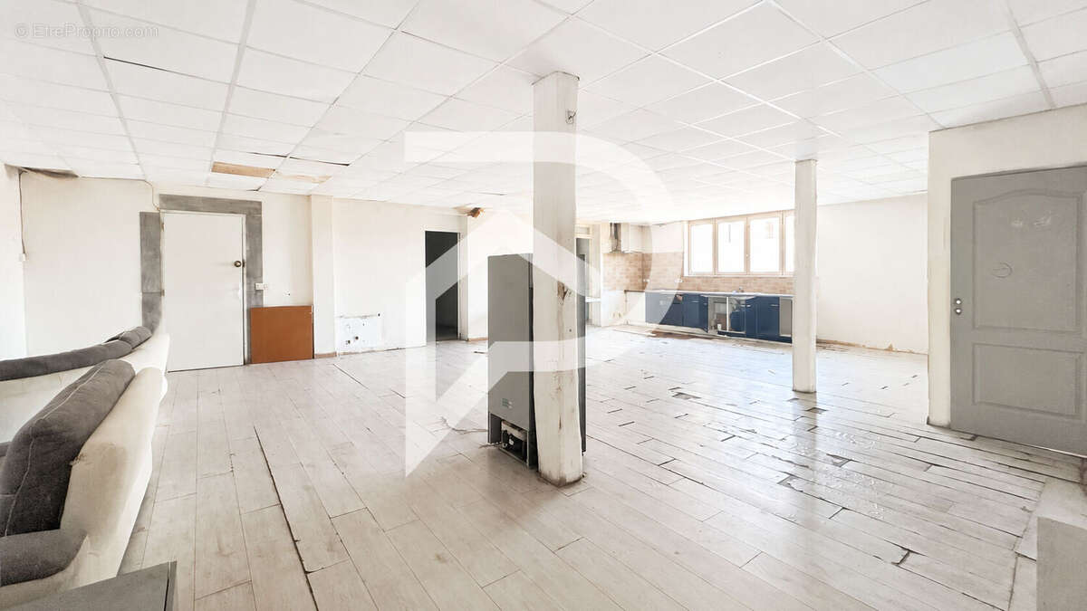 Immeuble Mazamet 15 pièces 371,5 m² - photo 2