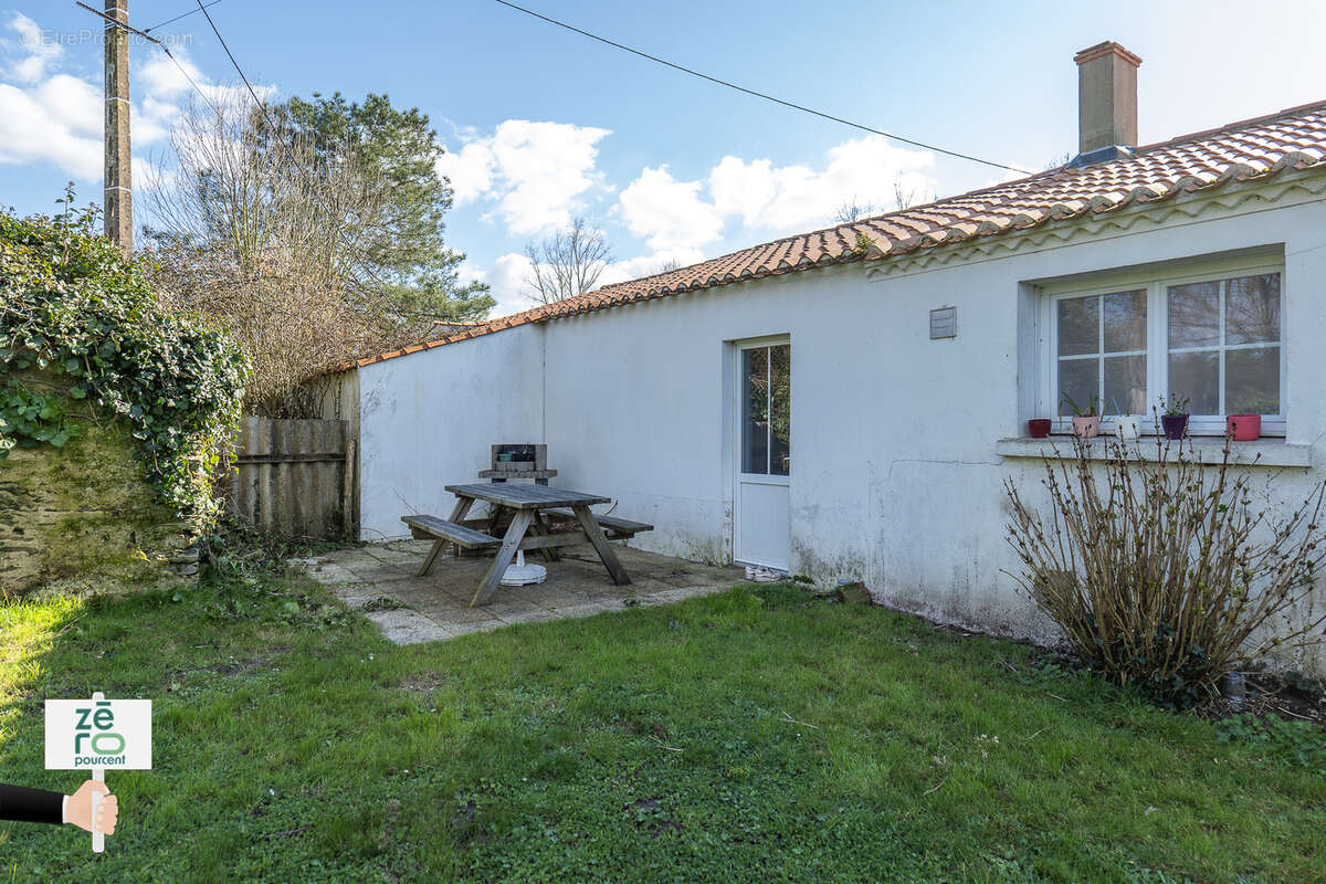 Maison à CHATEAUNEUF