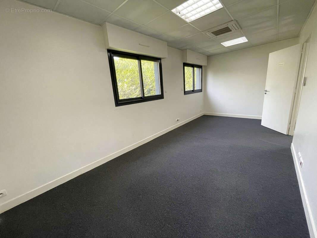 Commerce à SAINT-GREGOIRE