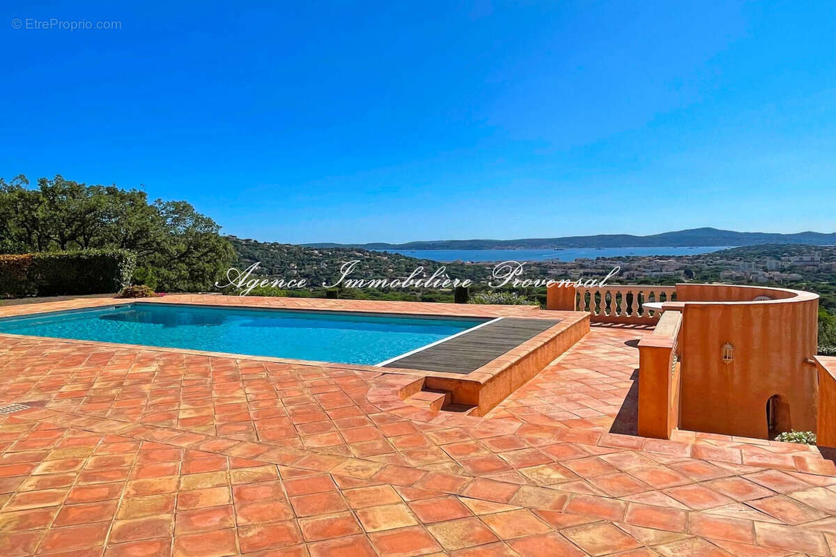 Maison 370 m² à Sainte-Maxime  - photo 3