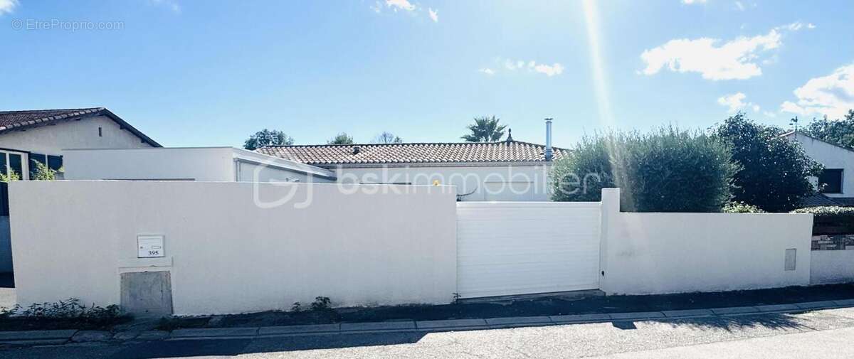 Maison à LIGNAN-SUR-ORB